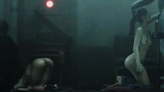 Claire & (Mr.X Nude) & Leon, Side Angle