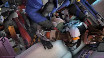 Soldier & Tracer Before a Mission [Rapetacular]