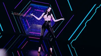 Boa Hancock LISA LALISA vam dance 18R