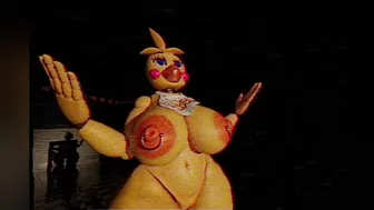 Chica-Comp-3