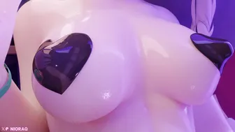 Dialyn masturbating solo